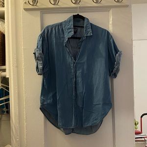 Gap relaxed short sleeve denim button down